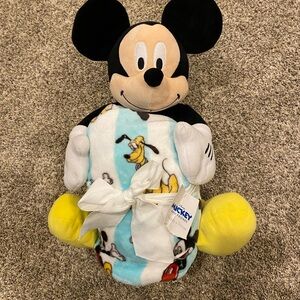 Disney Mickey Mouse Plush and Blanket Set
